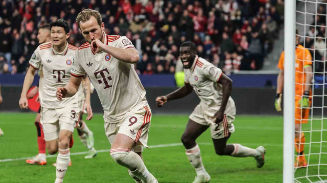 Bayern Münih, Ausburg'u 3-1'lik skor ile geçti