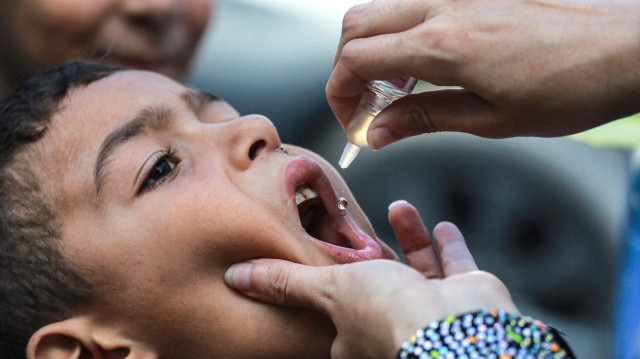 صحة غزة تحذر من كارثة صحية بسبب منع الاحتلال إدخال لقاحات شلل الأطفال