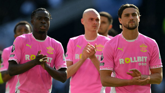Southampton'lı oyuncular mücadele sonrası büyük üzüntü yaşadı.