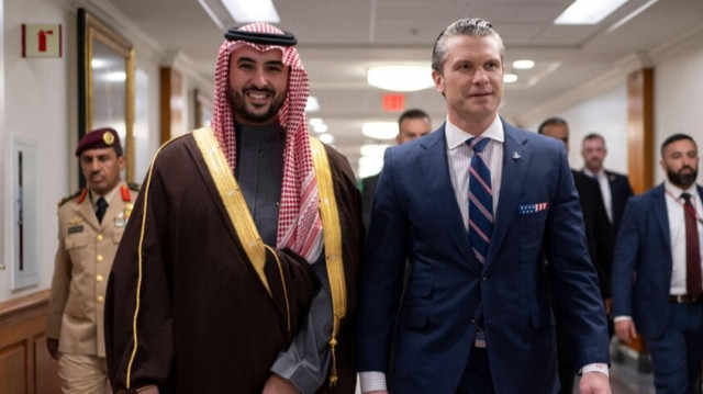 مباحثات سعودية أمريكية تتناول التعاون الدفاعي والتطورات الإقليمية