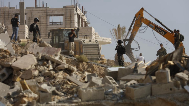 جيش الاحتلال يهدم 3 منازل في الضفة الغربية