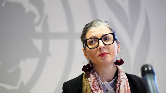 La rapporteuse spéciale de l’ONU sur les territoires palestiniens occupés, Francesca Albanese, tient une conférence de presse au siège des Nations unies à Copenhague, au Danemark, le 5 février 2025.