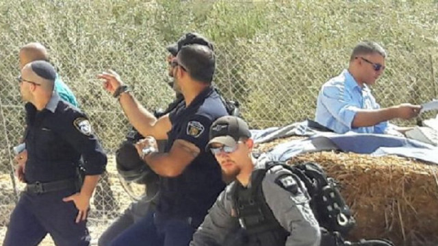 السلطات الإسرائيلية تهدم إسطبل خيول في القدس المحتلة