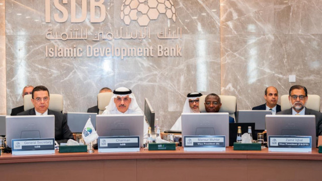 Le Groupe de la Banque islamique de développement (BID) a annoncé mercredi un financement total de 700 millions d’euros pour des projets transformateurs en Türkiye.
