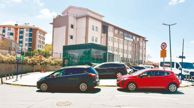 Vatandaş, İBB’nin deprem gerekçesine inanmadı.