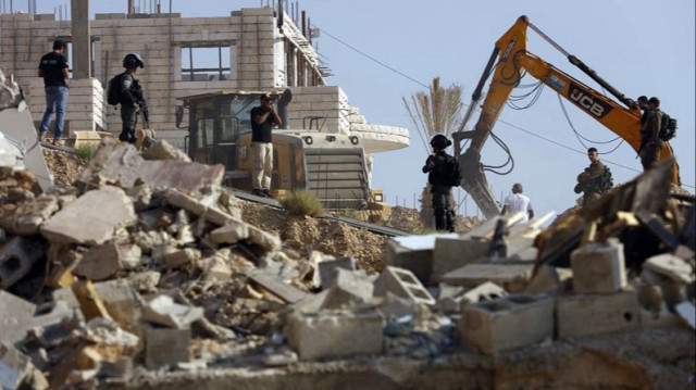 قوات الاحتلال تقرر هدم 106 منازل وفلسطين تطالب بتدخل دولي لمنعها