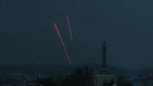 Islamabad launches retaliatory attacks against Indian military ...