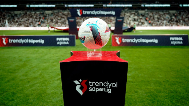 Süper Lig'de 35. hafta müsabakaları oynanıyor.