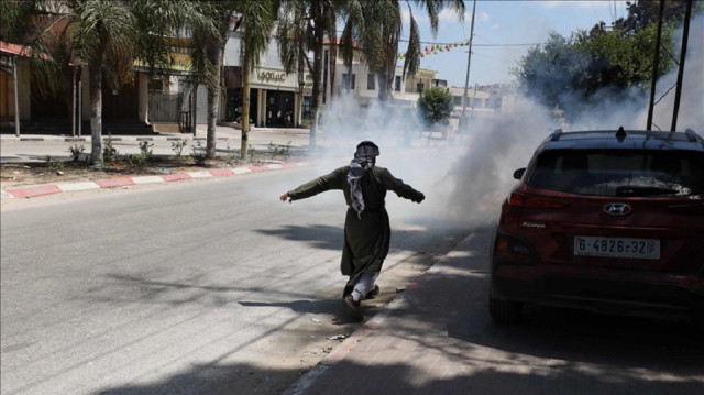الضفة.. اختناق 5 أطفال فلسطينيين إثر استنشاق غاز إسرائيلي