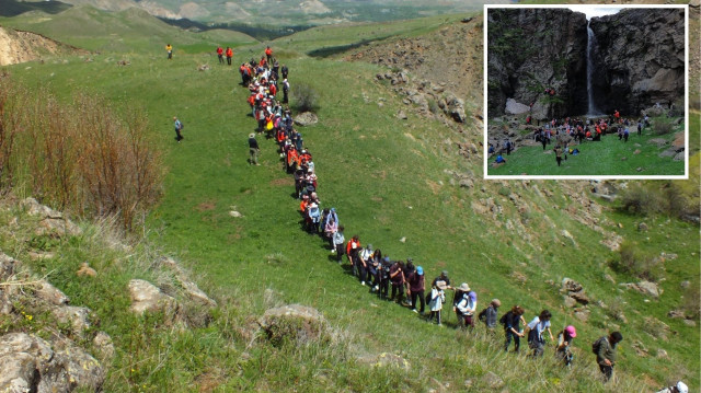Kars'ta doğaseverler 14 kilometre yürüyüş yaparak Kağızman'ın güzelliklerini keşfetti