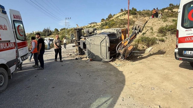 Hatay'da yaşanan trafik kazasında 3 kişi yaralandı.