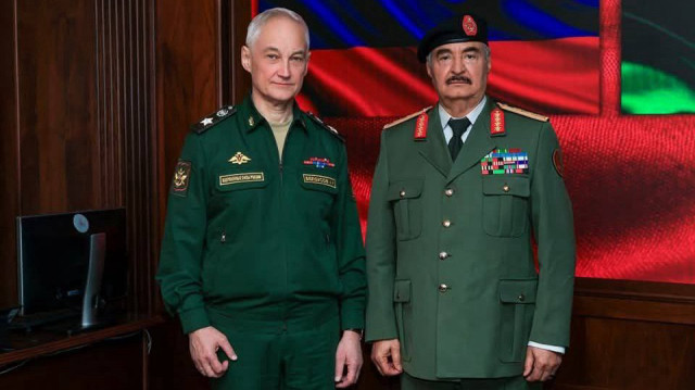 Une réunion à huis clos a eu lieu entre le ministre russe de la défense, Andrey Belousov, et le chef militaire libyen, Khalifa Haftar.