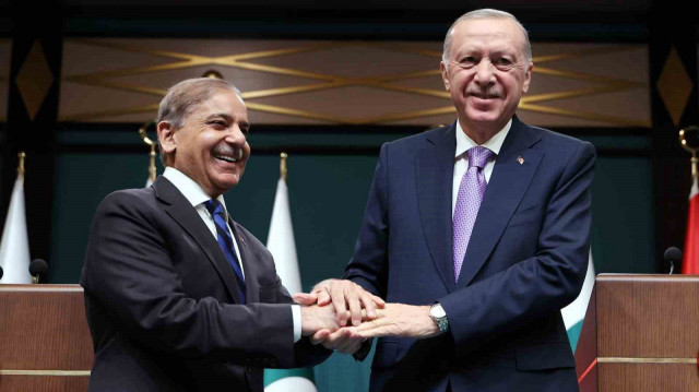 Şahbaz Şerif ile Cumhurbaşkanı Erdoğan (Foto: Arşiv)