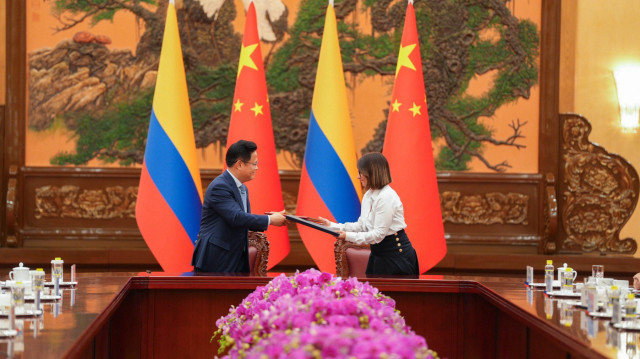 La Colombie et la Chine ont signé le 13 mai 2025 un plan de coopération pour l’initiative "Ceinture et Route". Il s’agit d’une étape historique qui ouvre de nouvelles opportunités d’investissement, de coopération technologique et de développement durable pour les deux pays.