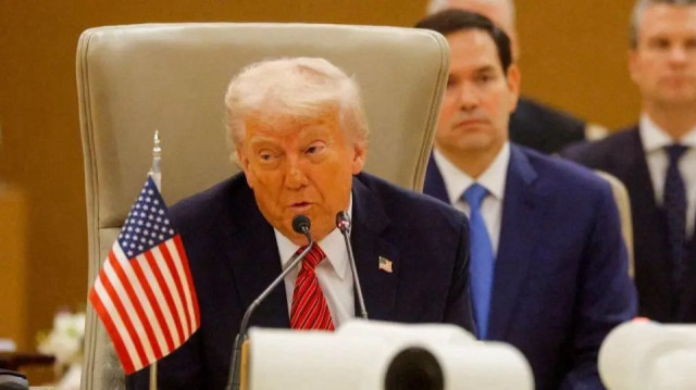 Трамп призывает к введению санкций против Ирана.