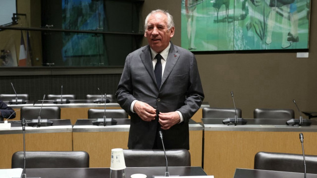 Le Premier ministre français, François Bayrou, arrive à l'Assemblée nationale, la chambre basse du Parlement français, à Paris, le 14 mai 2025, pour assister à l'audition d'une commission d'enquête parlementaire sur les allégations d'abus physiques et sexuels généralisés à l'école Notre-Dame de Bétharram, dans le sud-ouest de la France, entre les années 1970 et 1990.