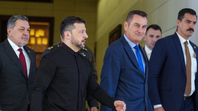 مفاوضات إسطنبول.. زيلينسكي يغادر تركيا بعد لقائه أردوغان