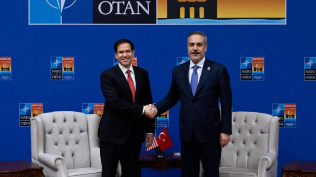 Turkish Foreign Minister Hakan Fidan (R) on Thursday met with US Secretary of State Marco Rubio (L)