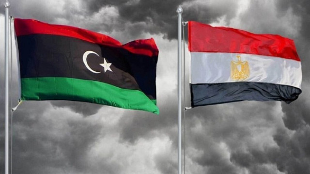 مصر تدعو الأطراف في ليبيا إلى ضبط النفس ومواطنيها إلى الحذر