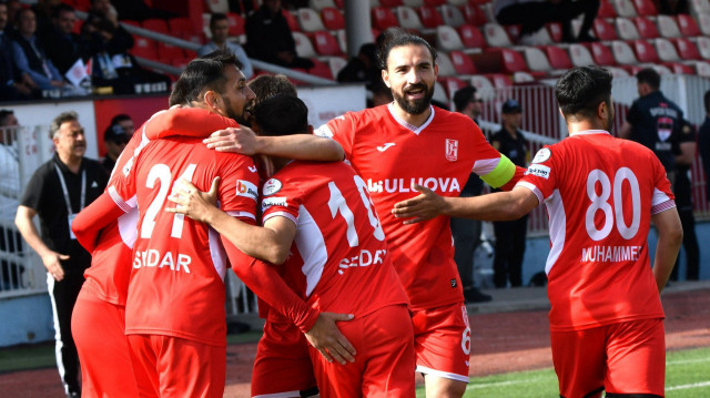 14 bin kişilik stadın tıklım tıklım dolması bekleniyor.