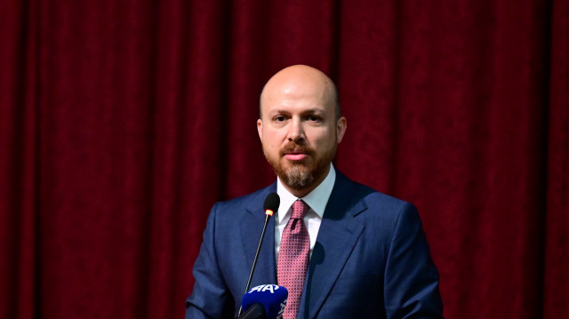 Bilal Erdoğan'dan gençlere 'siyaset' çağrısı: En parlak öğrencilerimiz teveccüh göstermeli