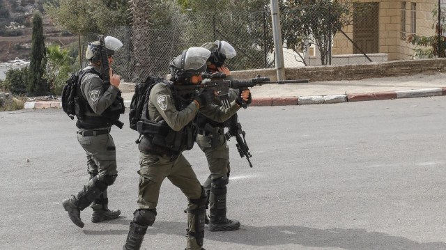 الضفة.. جيش الاحتلال يصيب برصاصه فلسطينيين اثنين بالخليل