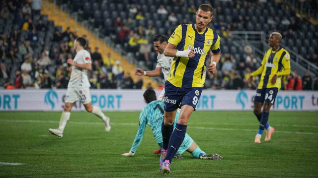 Edin Dzeko ligde son olarak Eyüpspor ağlarını havalandırdı.