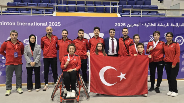 Para badminton