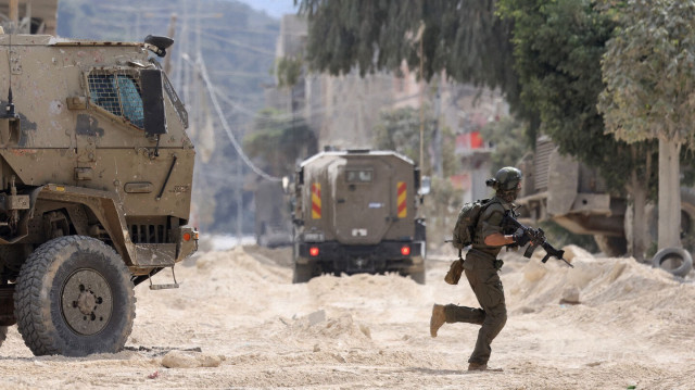 جيش الاحتلال يهاجم فلسطينيين حاولوا الوصول لمنازلهم بطولكرم ونور شمس