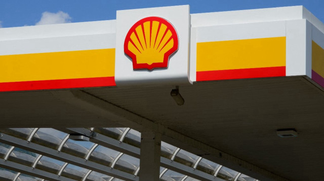 Malgré un recul de 28% de ses bénéfices, le géant pétrolier, Shell renforce la confiance des marchés avec un nouveau rachat massif de titres.