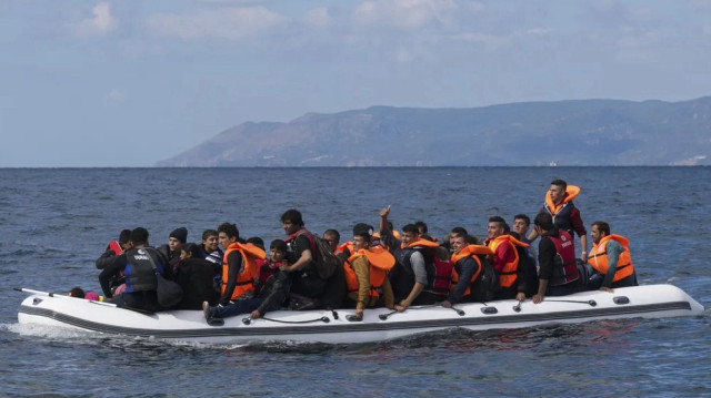 21 göçmen kaçakçısı ve 547 kaçak göçmen yakalandı