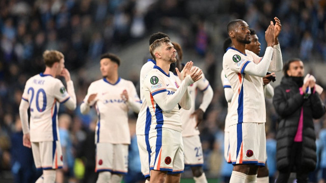 Chelsea célèbre sa victoire lors du match aller des demi-finales de la UEFA Conference League entre Djurgardens IF et Chelsea FC au 3Arena à Stockholm, Suède, le 1er mai 2025.
