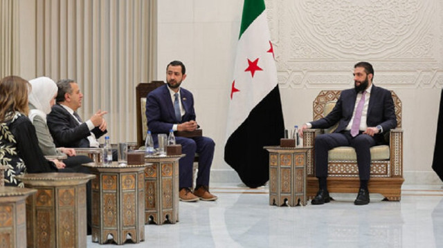 الشرع يستقبل وفدا أمريكيا بدمشق