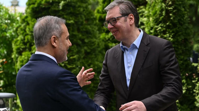 Le Ministère turc des Affaires étrangères Hakan Fidan, en visite en Serbie, a été reçu par le Président serbe Aleksandar Vucic, le 19 mai 2025.