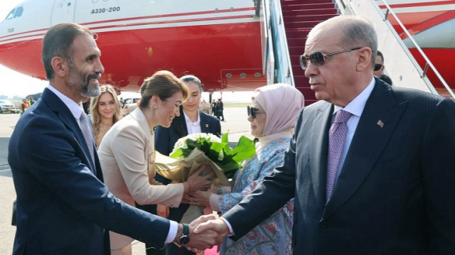  Turkish President Recep Tayyip Erdogan and his wife Emine Erdogan are welcomed by Turkish Ambassador to Budapest Gulsen Karanis Eksioglu and her husband Ekrem Eksioglu with official ceremony in Budapest, Hungary on May 21, 2025.