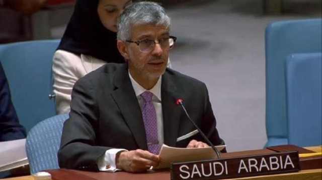 السعودية تشيد بالتطورات "الإيجابية" في سوريا وتدعو لدعم إعمارها