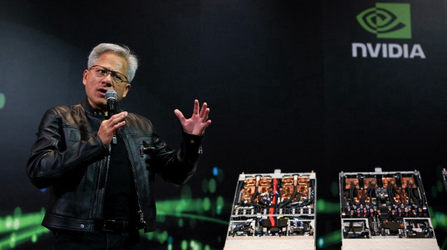 Jensen Huang, cofondateur et PDG de Nvidia Corp. s'exprime lors d'une conférence de presse à Taipei le 21 mai 2025.
