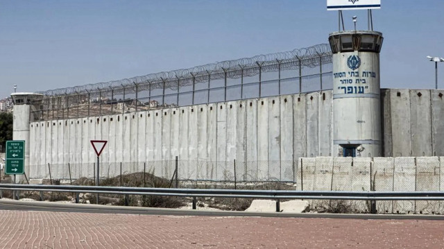 الاحتلال يحول 6 أسرى محررين بصفقة تبادل إلى الاعتقال الإداري