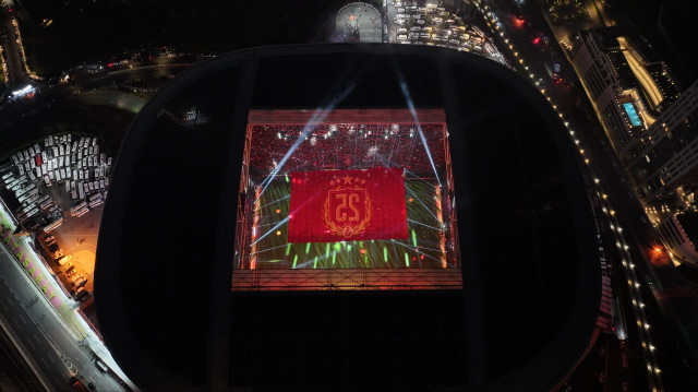 Trendyol Süper Lig'in 36. haftasında Bellona Kayserispor'u 3-0 yenerek bitime 2 hafta kala şampiyonluğunu ilan eden Galatasaray oyuncuları ve taraftarlar RAMS Park'ta kutlama yaptı.