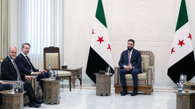 وزير الطاقة التركي يلتقي الرئيس السوري في دمشق