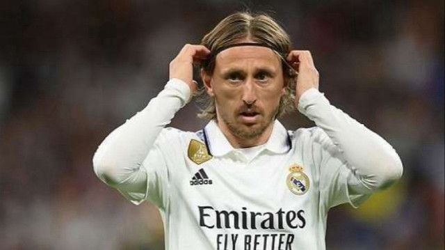 الكرواتي لوكا مودريتش يعلن رحيله عن ريال مدريد بنهاية الموسم