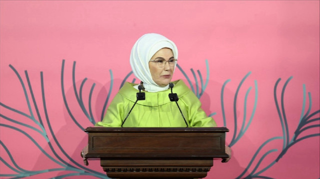 إسطنبول.. أمينة أردوغان تزور معرضا يتناول القيم الأسرية