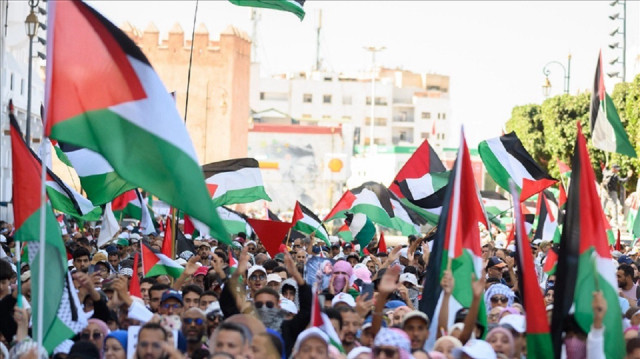 أطباء مغاربة يتضامنون مع زملائهم بغزة ويطالبون بوقف الإبادة