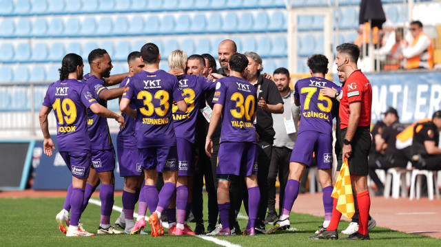 Trendyol Süper Lig 37. Haftasında ikas Eyüpspor ile Onvo Antalyaspor takımları Recep Tayyip Erdoğan Stadı'nda karşılaştı. ikas Eyüpspor oyuncuları attıkları golün ardından sevinç yaşadı.