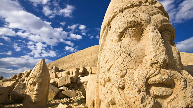 Dünyanın dört bir yanından milyonlarca okuyucuya ulaşan prestijli seyahat dergisi Wanderlust’ın 2025 seçkisinde, Türkiye’nin sürdürülebilir turizm adımları örnek gösterildi.