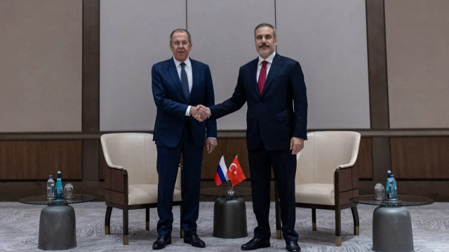 تعليقا على زيارة فيدان لروسيا.. بروكسل ترحب بجهود المفاوضات مع أوكرانيا
