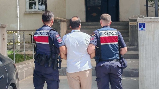 Kayseri'de Fetullahçı Terör Örgütü (FETÖ) üyeliğinden hüküm giyen eski icra müdürü yakalandı.
