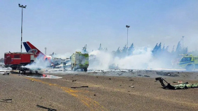 عقب قصف إسرائيلي.. الخطوط اليمنية تعلن وقف رحلاتها عبر مطار صنعاء