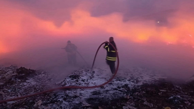 Çöp toplama merkezinde yangın