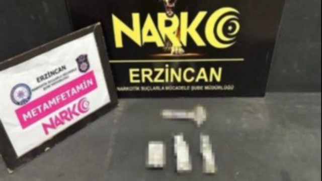 Erzincan'da uyuşturucu madde ticareti yapan ve kullanan şahıslara yönelik operasyon düzenlendi.